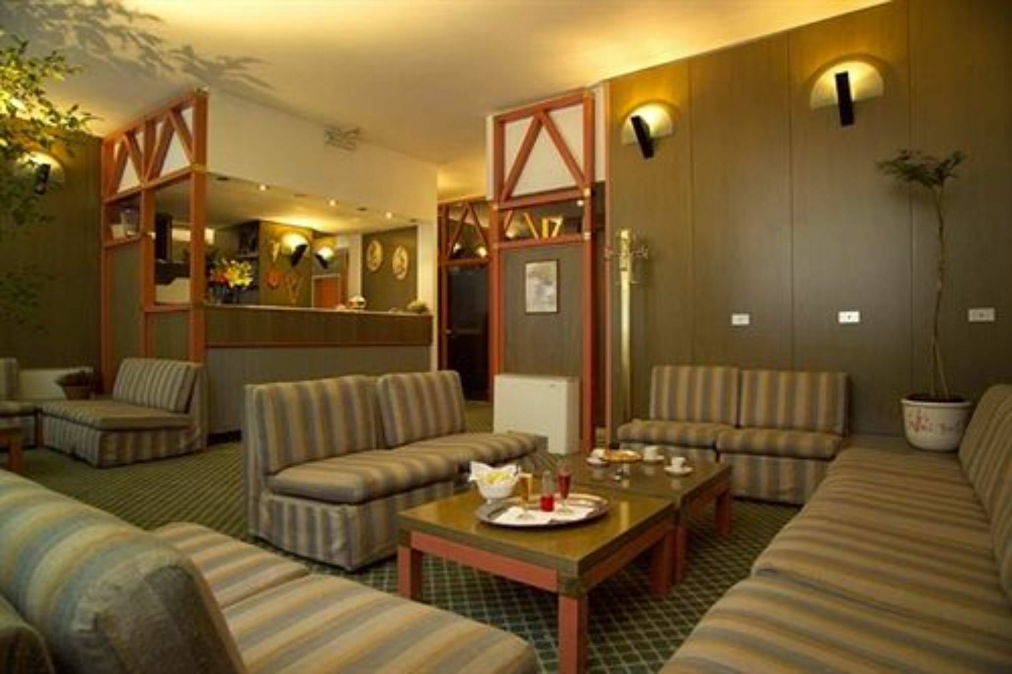 Hotel Johnny Milão Exterior foto